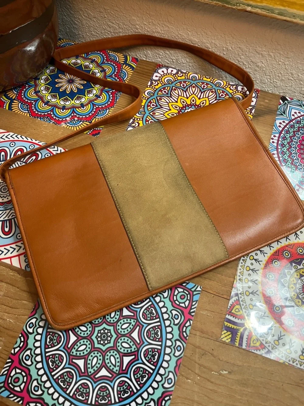 Vintage DIOR shoulder Bag in Cognac with Suede Center - Picture 6 of 12